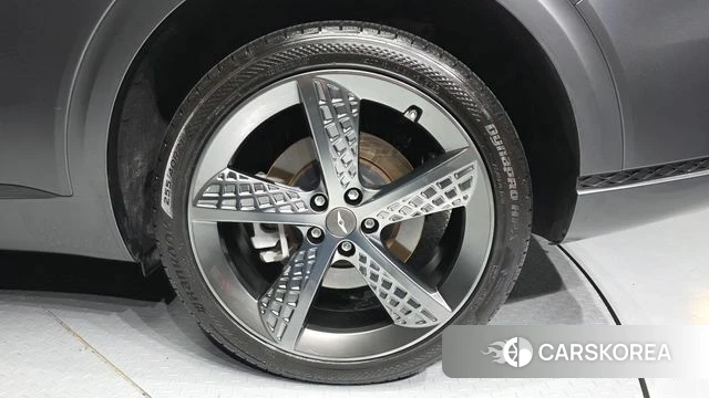 Genesis GV70 id 3839885 из Кореи 15