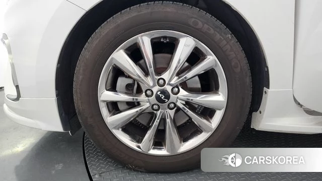 Kia The New Carnival id 4727980 из Кореи 30