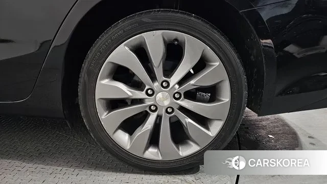 Chevrolet (GM Daewoo) The New Malibu id 3641381 из Кореи 15