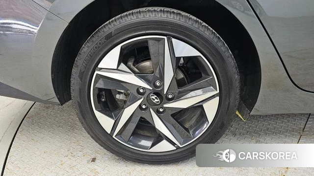 Hyundai Avante (CN7) id 3812429 из Кореи 15