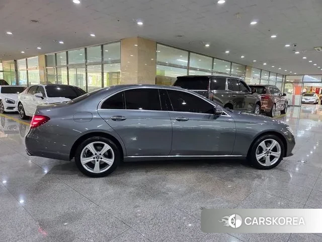 Mercedes-Benz E-Class W213 id 3152719 из Кореи 15