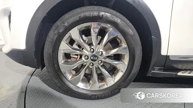 Kia The New Sorento id 3692948 из Кореи 15