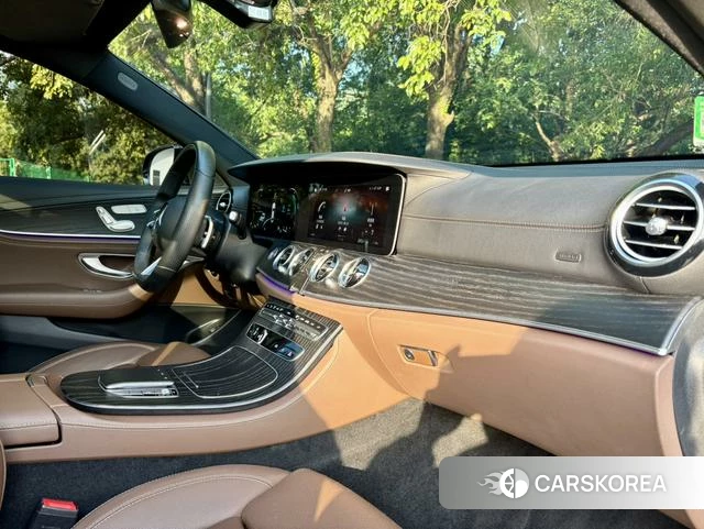 Mercedes-Benz E-class id 4264966 из Китая 16