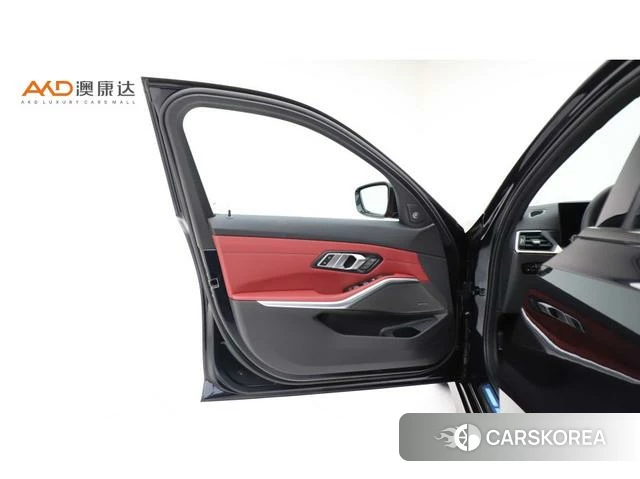 BMW 3 series 2023 Черный из Китая, фото 5