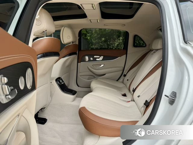 Mercedes-Benz E-class id 4264830 из Китая 11
