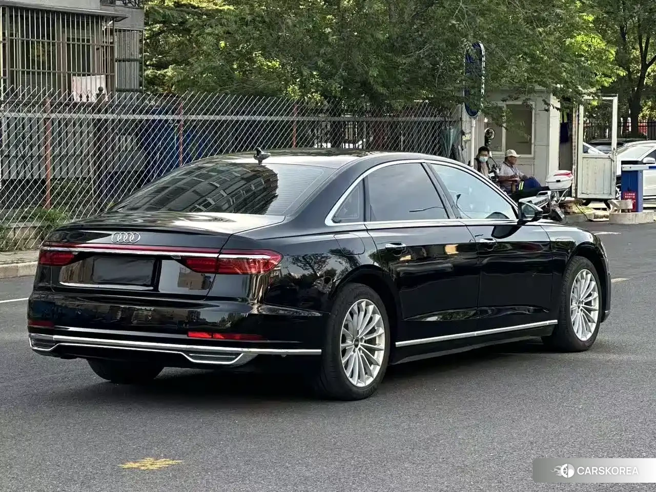 Audi A8 id 4607185 из Китая 11