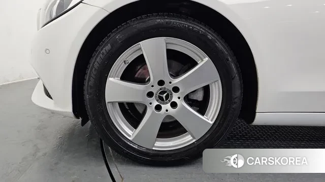 Mercedes-Benz C-Class W205 id 3485129 из Кореи 15