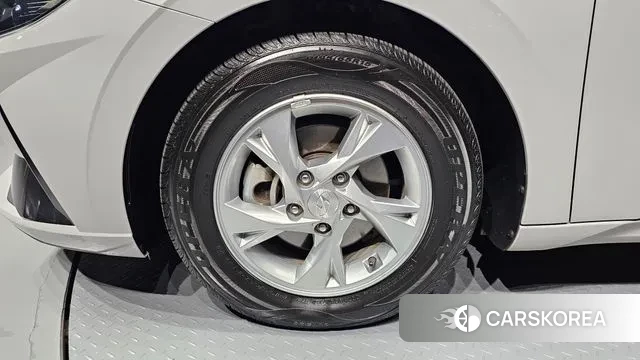 Hyundai Avante (CN7) id 3182109 из Кореи 15