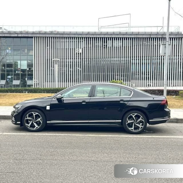 Volkswagen Magotan 2022 Черный из Китая, фото 5