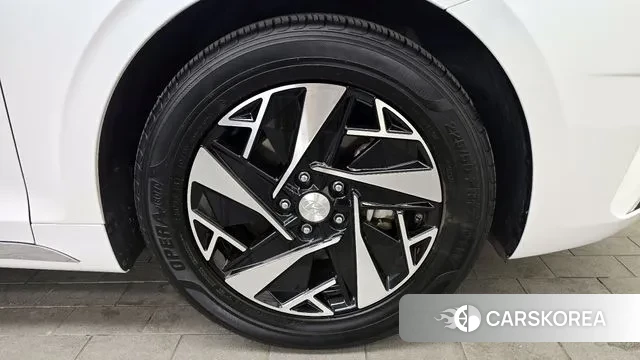 Hyundai The New Grandeur IG Hybrid id 3758906 из Кореи 15