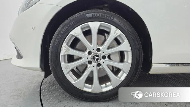Mercedes-Benz E-Class W213 id 3911443 из Кореи 15