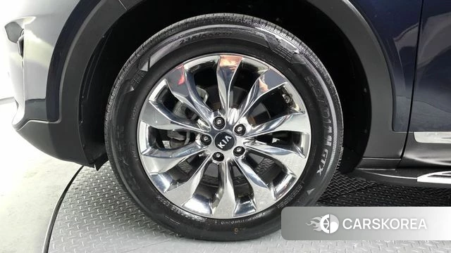Kia The New Sorento id 4430547 из Кореи 15