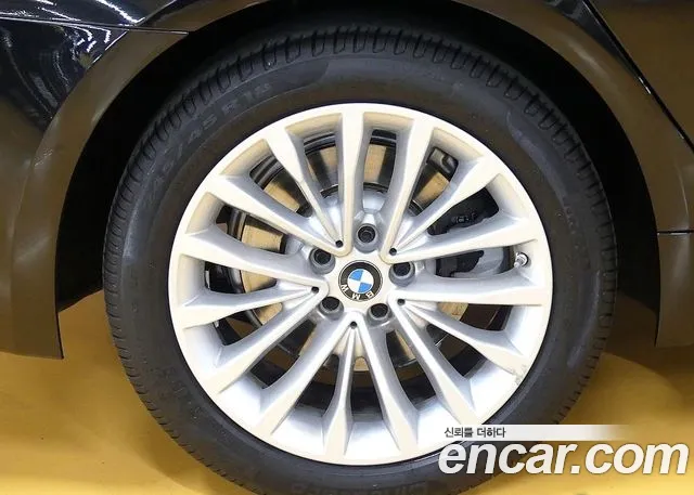 BMW 5 Series (G30) id 2854735 из Кореи 15