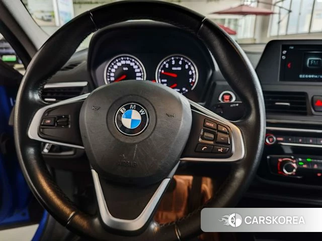 BMW 1 series id 4240305 из Китая 22