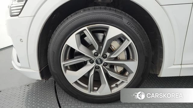 Audi e-Tron id 4535018 из Кореи 15