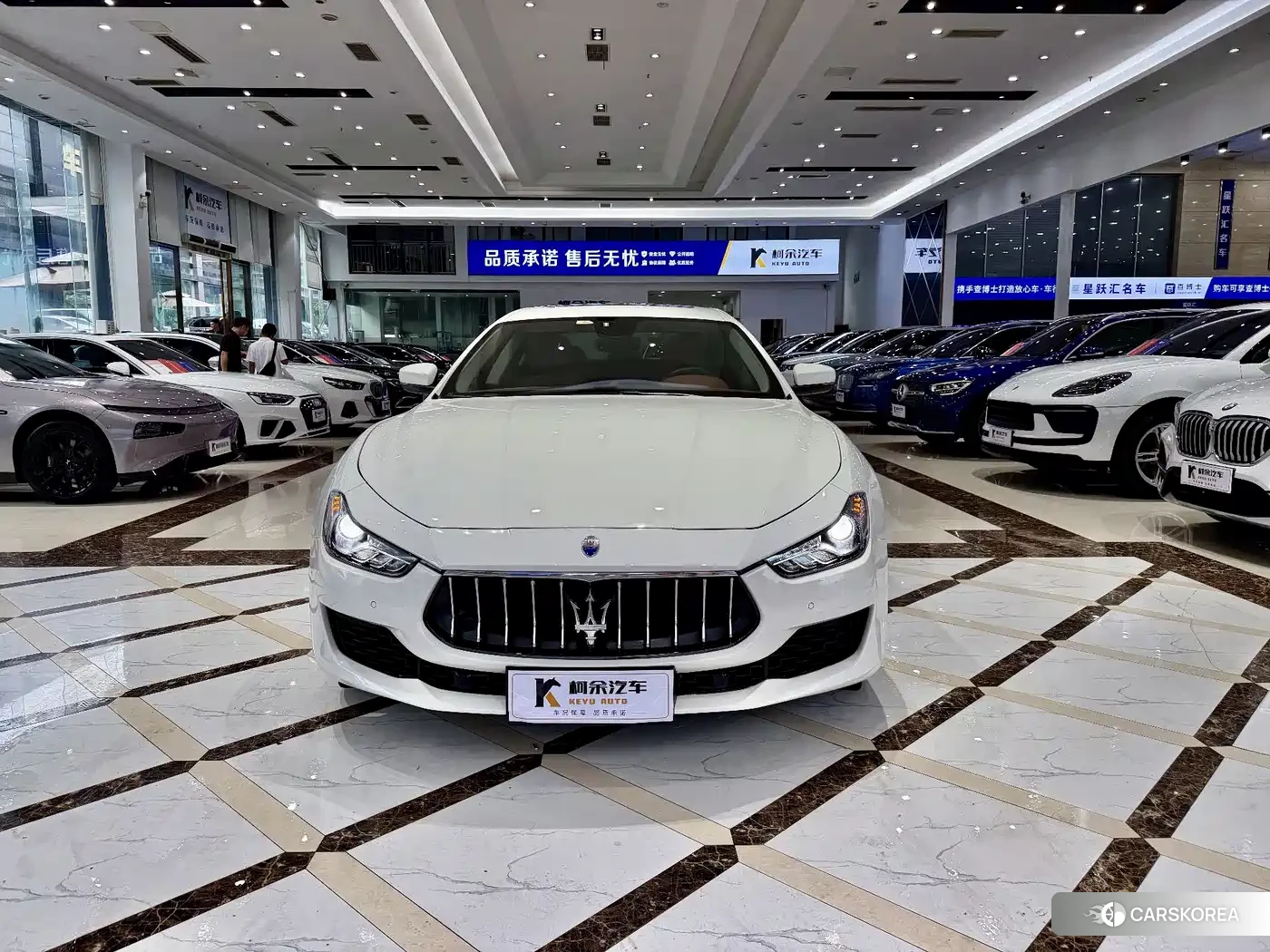 Maserati Ghibli id 4539454 из Китая 14
