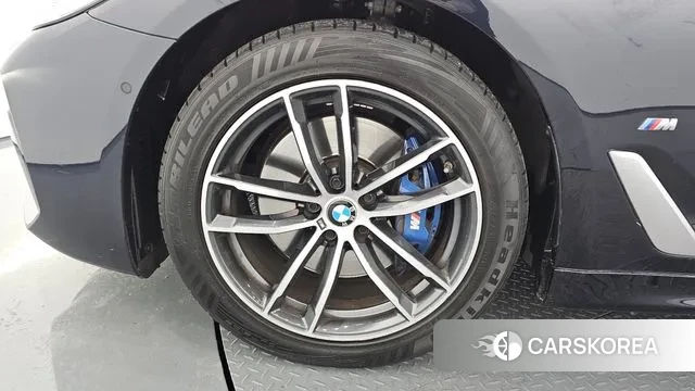 BMW 5 Series (G30) id 3454107 из Кореи 15