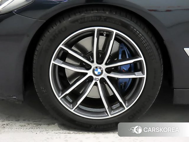 BMW 5 Series (G30) id 4625055 из Кореи 15