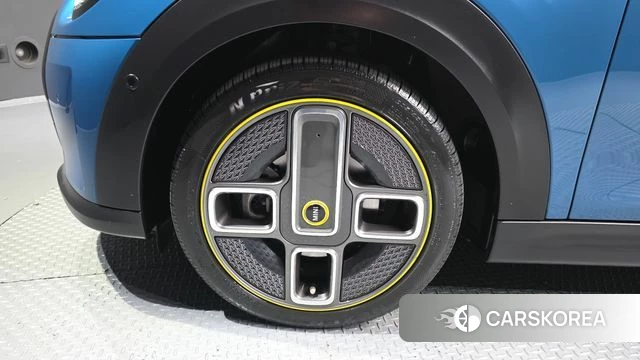 Mini Cooper Electric id 4337238 из Кореи 25