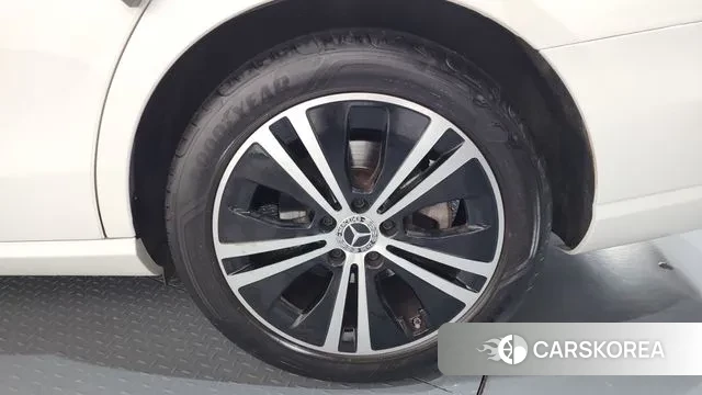 Mercedes-Benz E-Class W213 id 3478968 из Кореи 15