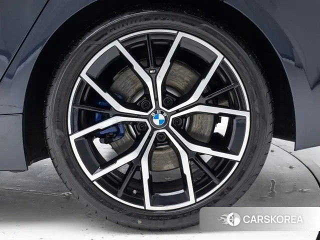 BMW 5 Series (G30) id 3777202 из Кореи 15