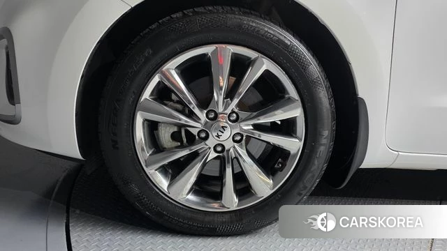 Kia The New Carnival id 4543160 из Кореи 33