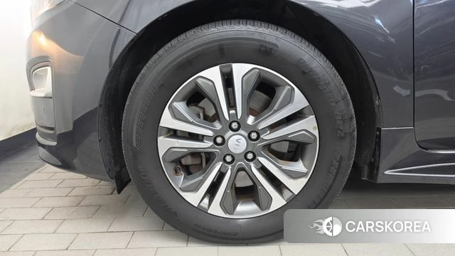 Kia The New Carnival id 4765424 из Кореи 15