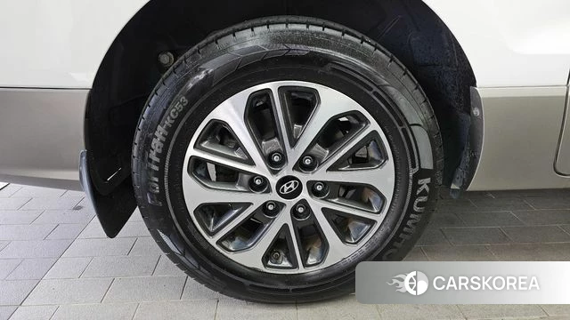Hyundai The New Grand Starex id 4232836 из Кореи 15