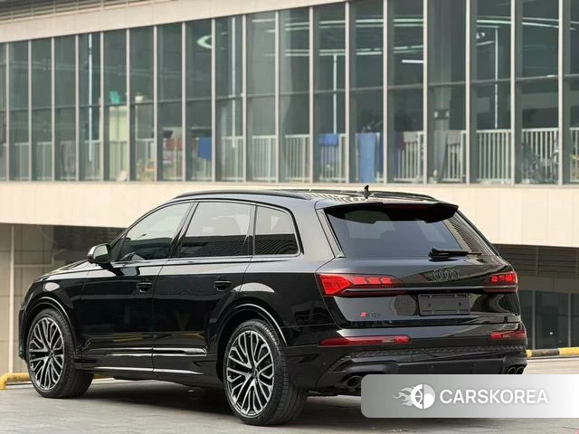 Audi SQ7 id 4274396 из Китая 17