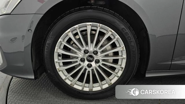 Audi A6 (C8) id 4721312 из Кореи 29