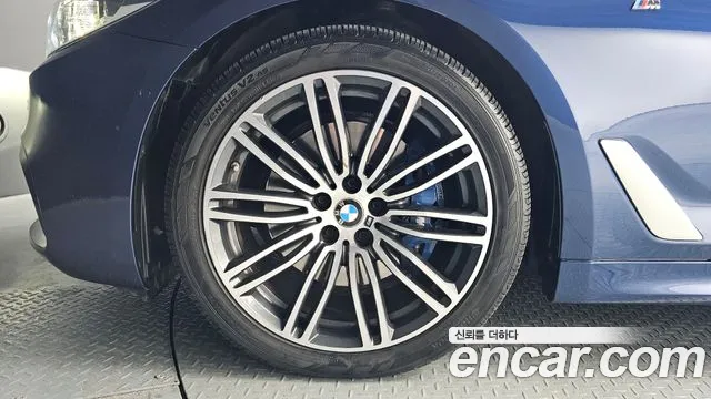 BMW 5 Series (G30) id 2577515 из Кореи 15