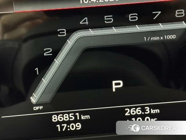 Audi Q5L 2022 Черный из Китая, фото 6