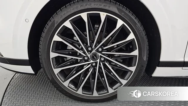 Hyundai Grandeur (GN7) id 3353426 из Кореи 15