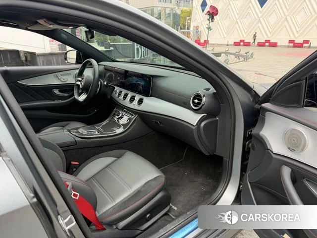 Mercedes-Benz E-class AMG id 4320682 из Китая 9