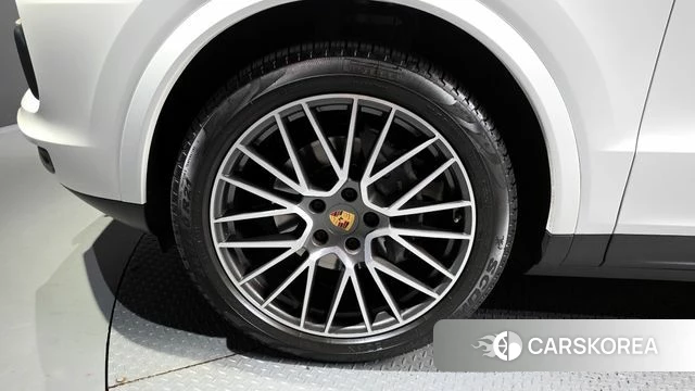 Porsche Cayenne (PO536) id 4303417 из Кореи 15