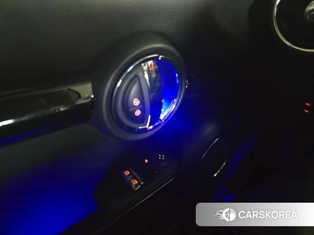 Mini Cooper 2020 Жемчужный цвет из Кореи, фото 5