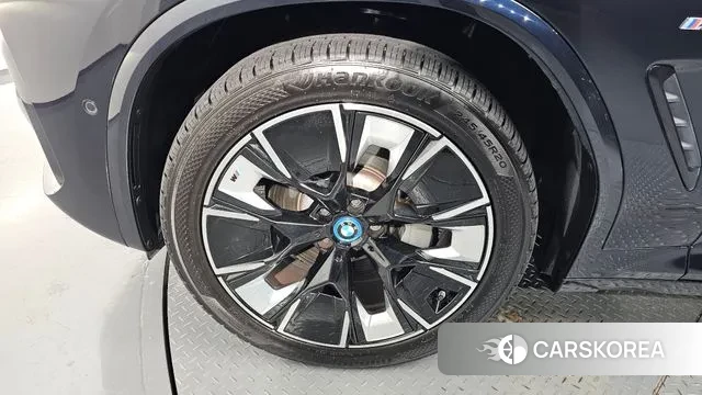 BMW iX3 id 3354552 из Кореи 15