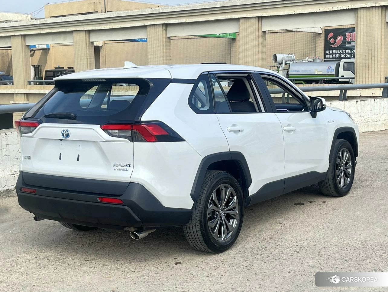 Toyota RAV4 Rongfang 2023 Белый из Китая, фото 5