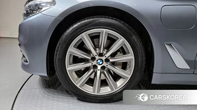 BMW 5 Series (G30) id 3778700 из Кореи 15