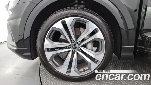 Audi Q8 (4M) id 2736280 из Кореи 15