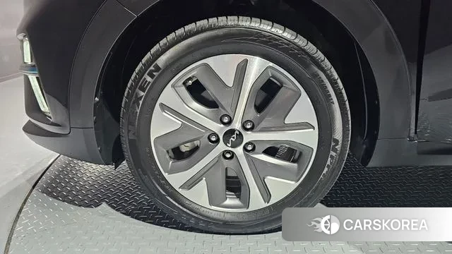 Kia Niro EV id 3225244 из Кореи 15