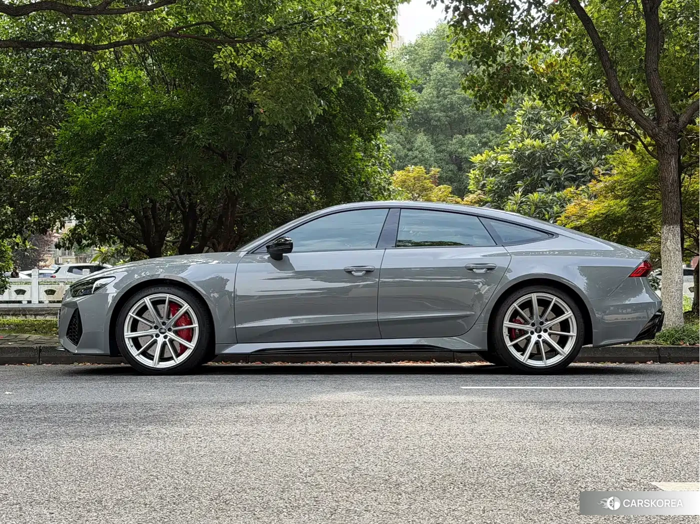 Audi RS 7 id 4599639 из Китая 20