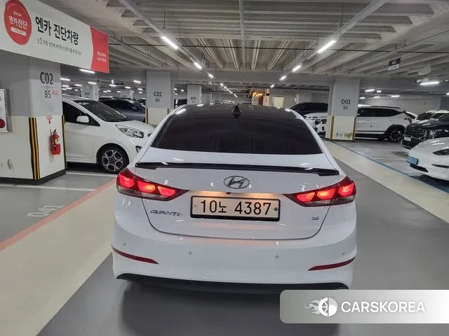 Hyundai Avante AD id 3029503 из Кореи 15