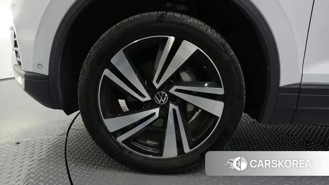 Volkswagen Touareg 3rd generation id 3383362 из Кореи 13