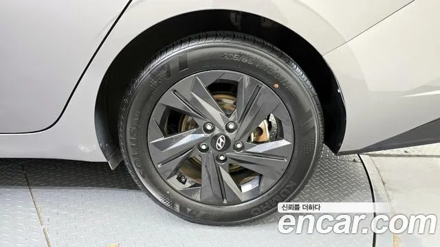 Hyundai Avante Hybrid (CN7) id 2722295 из Кореи 15