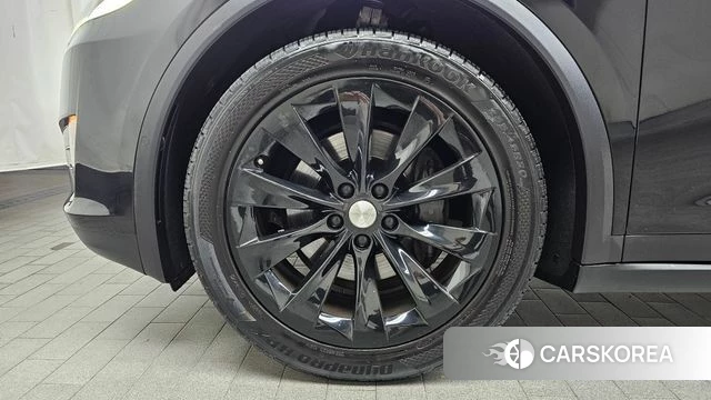 Tesla Model X id 4465187 из Кореи 15