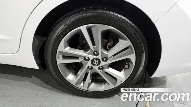 Hyundai Avante AD id 2908035 из Кореи 15