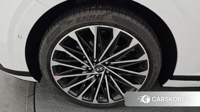 Hyundai Grandeur (GN7) id 3486922 из Кореи 15