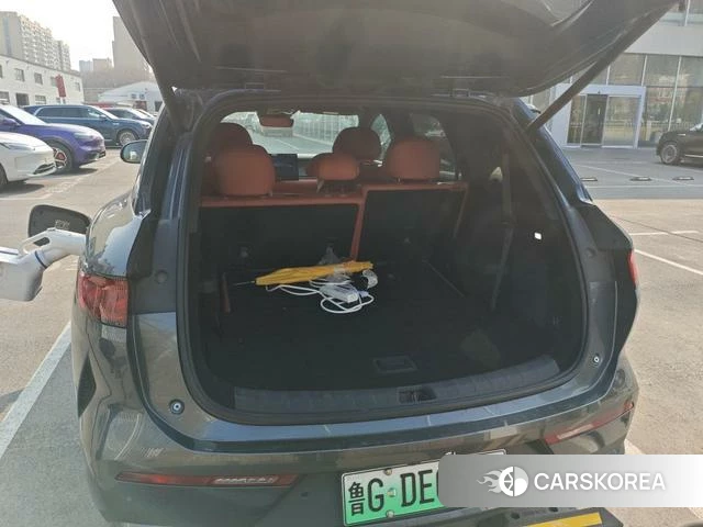 BYD Tang L EV 2025 Темно-серый из Китая, фото 5