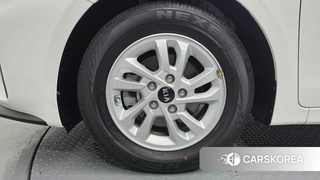 Kia Come New K3 id 4410015 из Кореи 25